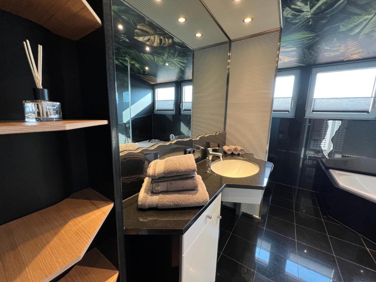 Luxus Loft Ueber Den Daechern Von Roding Exteriér fotografie