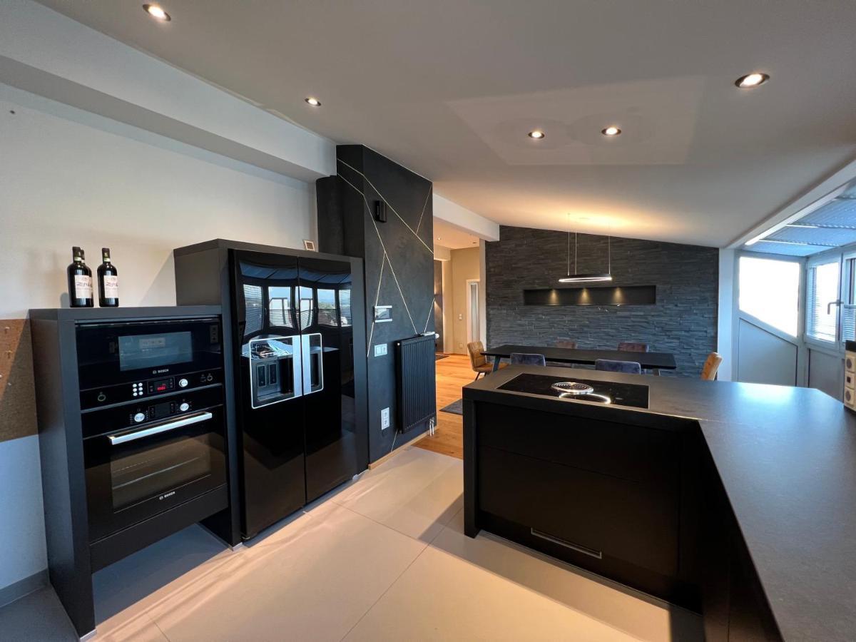 Luxus Loft Ueber Den Daechern Von Roding Exteriér fotografie