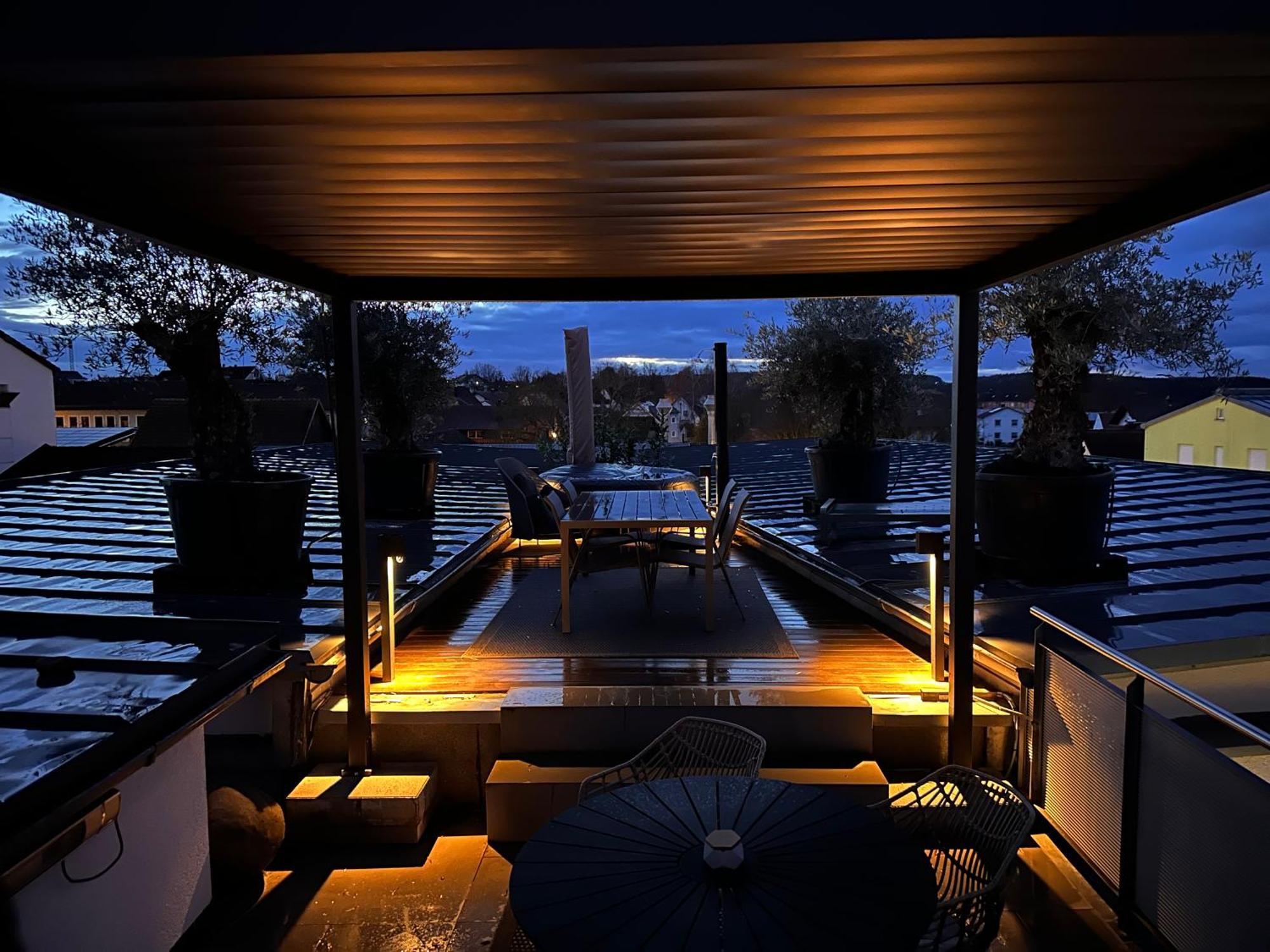 Luxus Loft Ueber Den Daechern Von Roding Exteriér fotografie